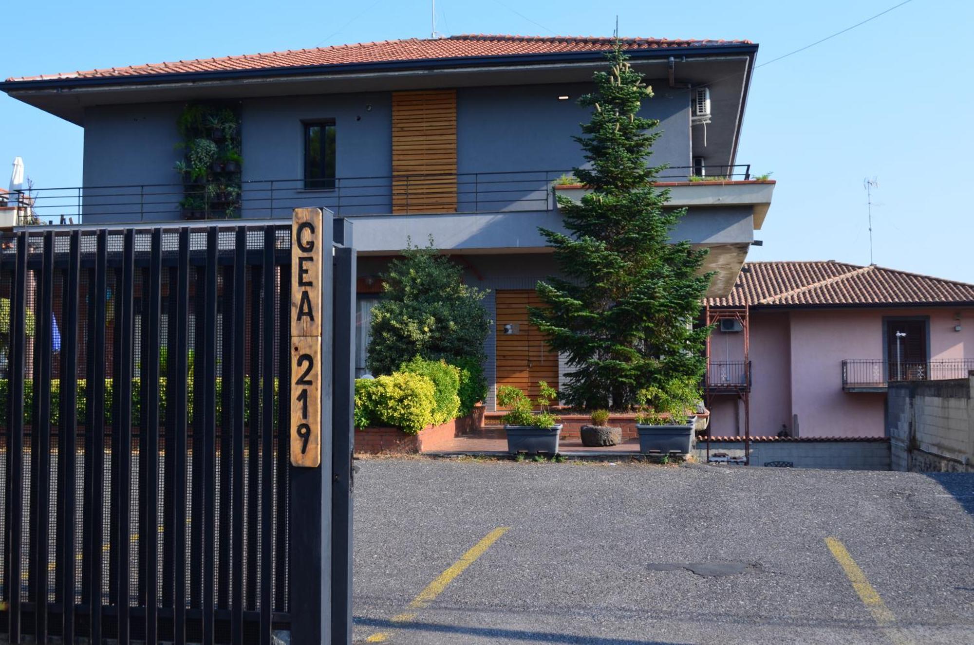 Gea Etna Apartment&Rooms Nicolosi Exterior foto